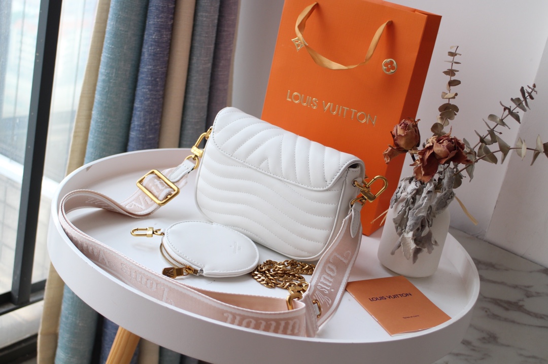 Louis Vuitton New Wave Multi-Pochette M56471-21