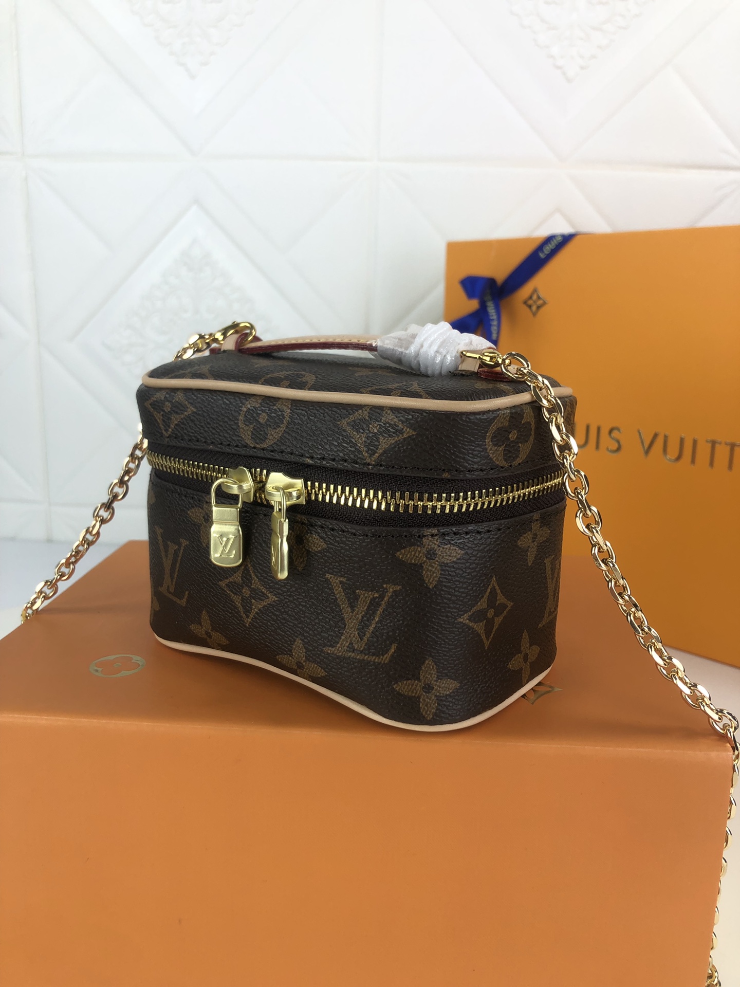 Louis Vuitton Nice Vanity Make Up-1