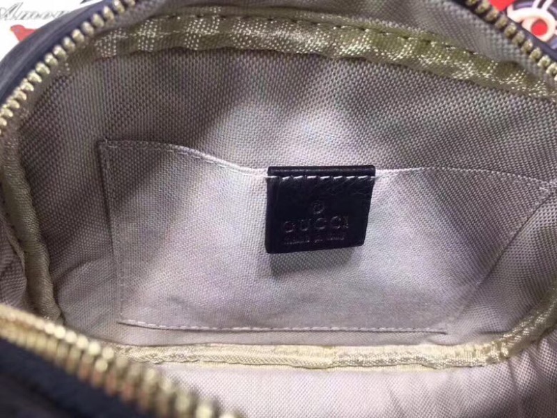 bolso de discoteca de cuero pequeño gucci soho-15