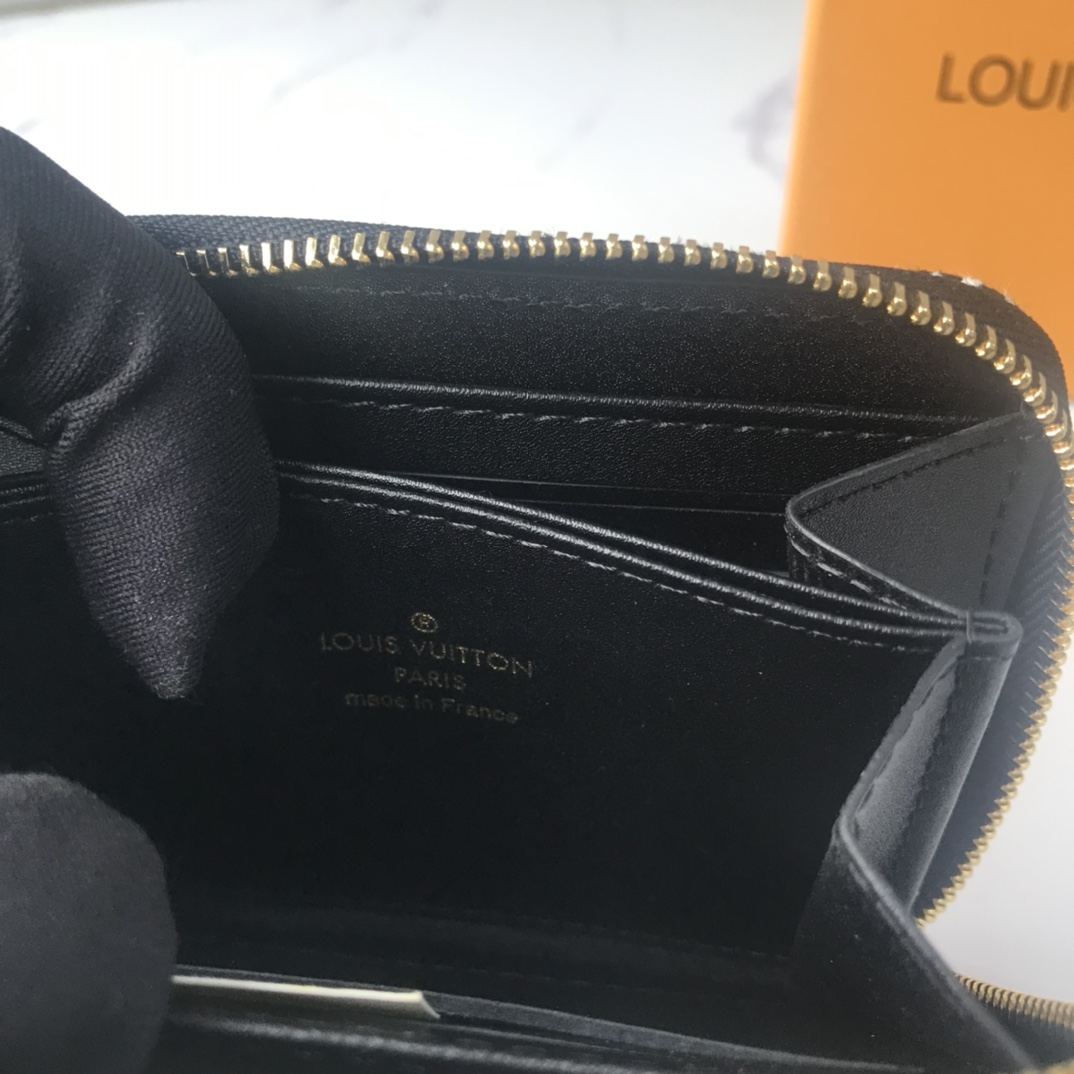 Louis Vuitton desde 1854 monedero Zippy Coin M69997-7
