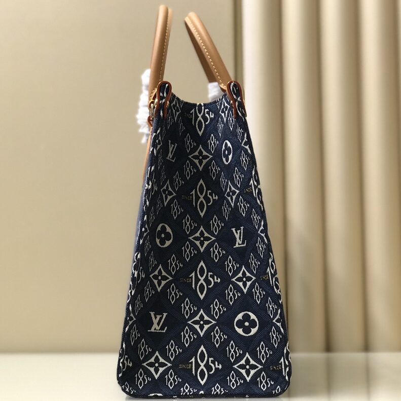 Louis Vuitton desde 1854 Onthgo GM Tote-5