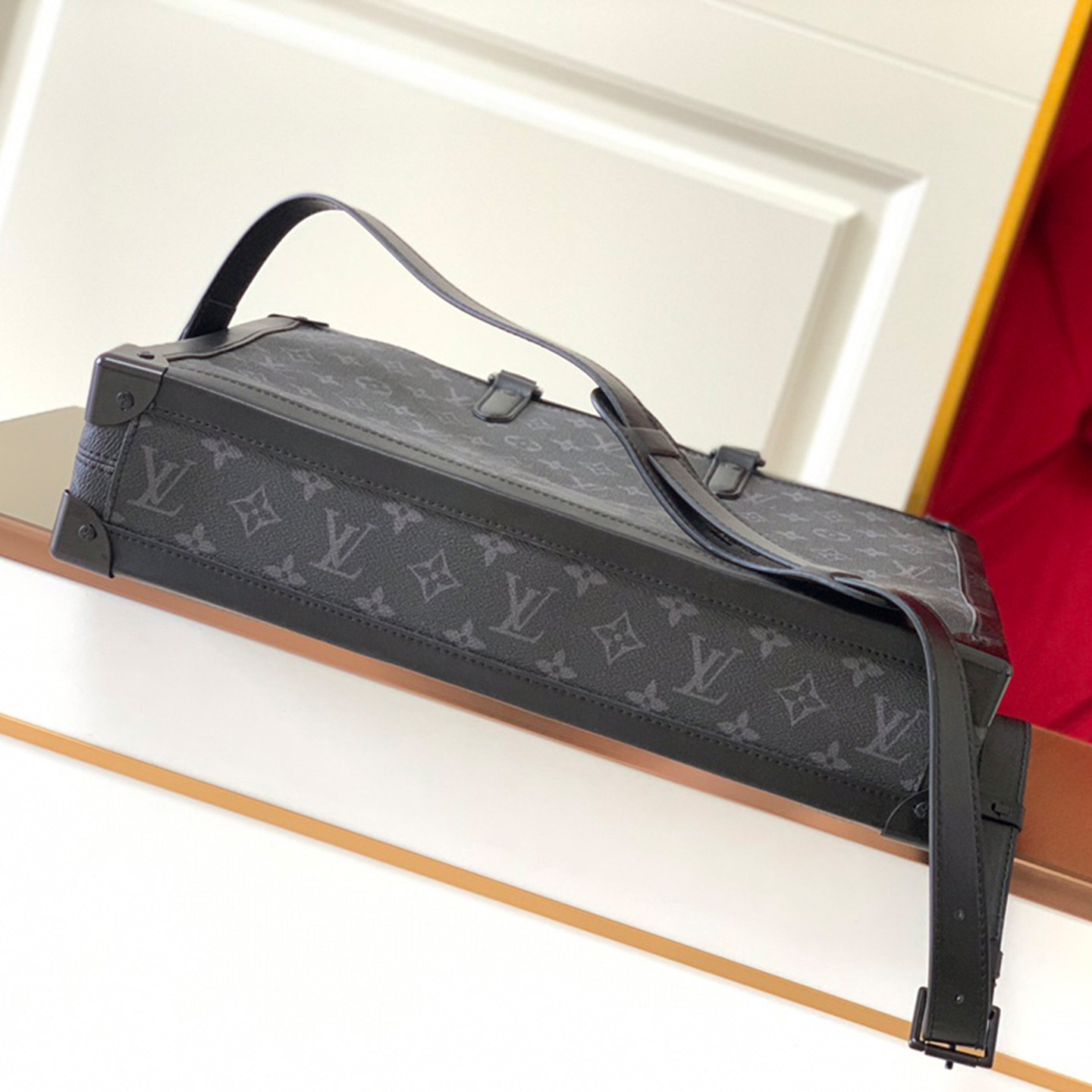 Louis Vuitton AAA-Soft Trunk Mainta de troncos M44952-2