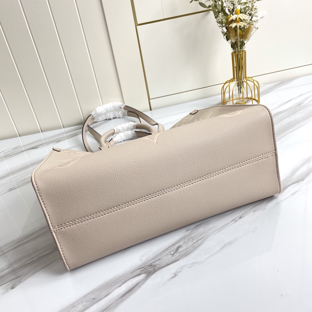 Louis Vuitton AAA-Onthgo MM Black/Beige-14