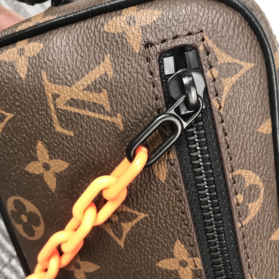 Louis Vuitton Pochette Volga M68321-14