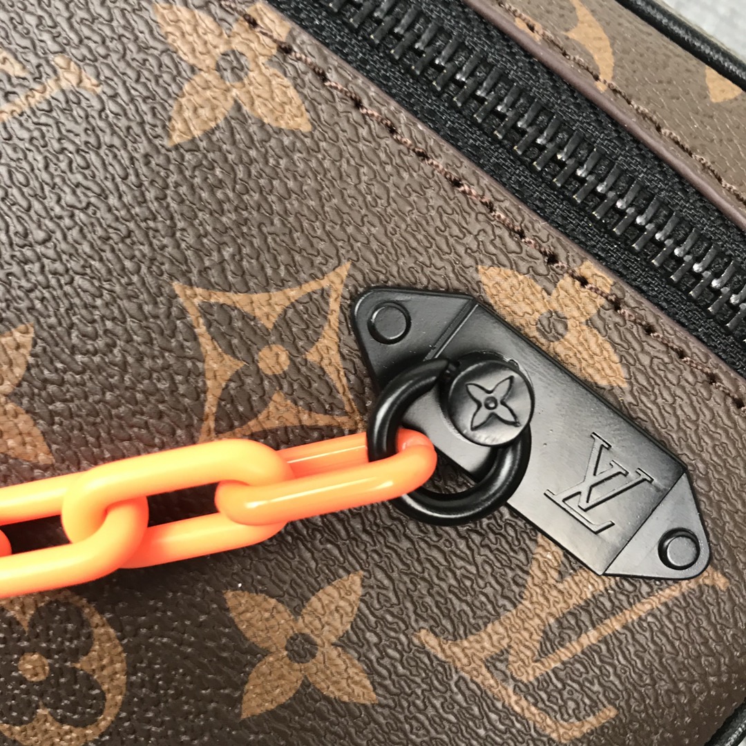 Louis Vuitton Pochette Volga M68321-15