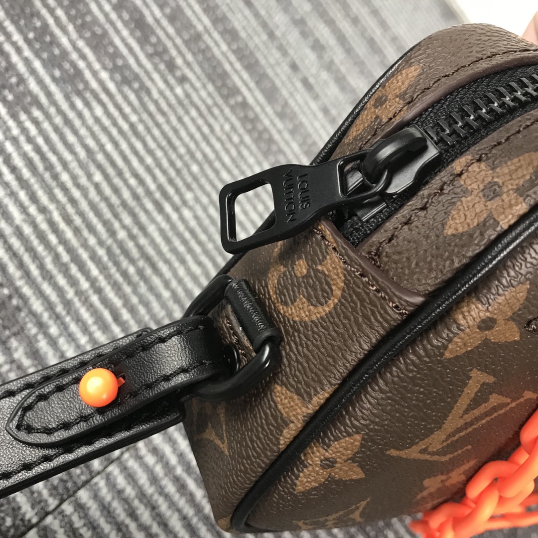 Louis Vuitton Pochette Volga M68321-16
