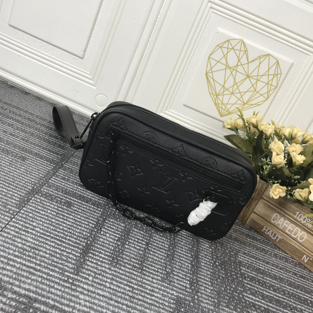 Louis Vuitton Pochette Volga M68321-18