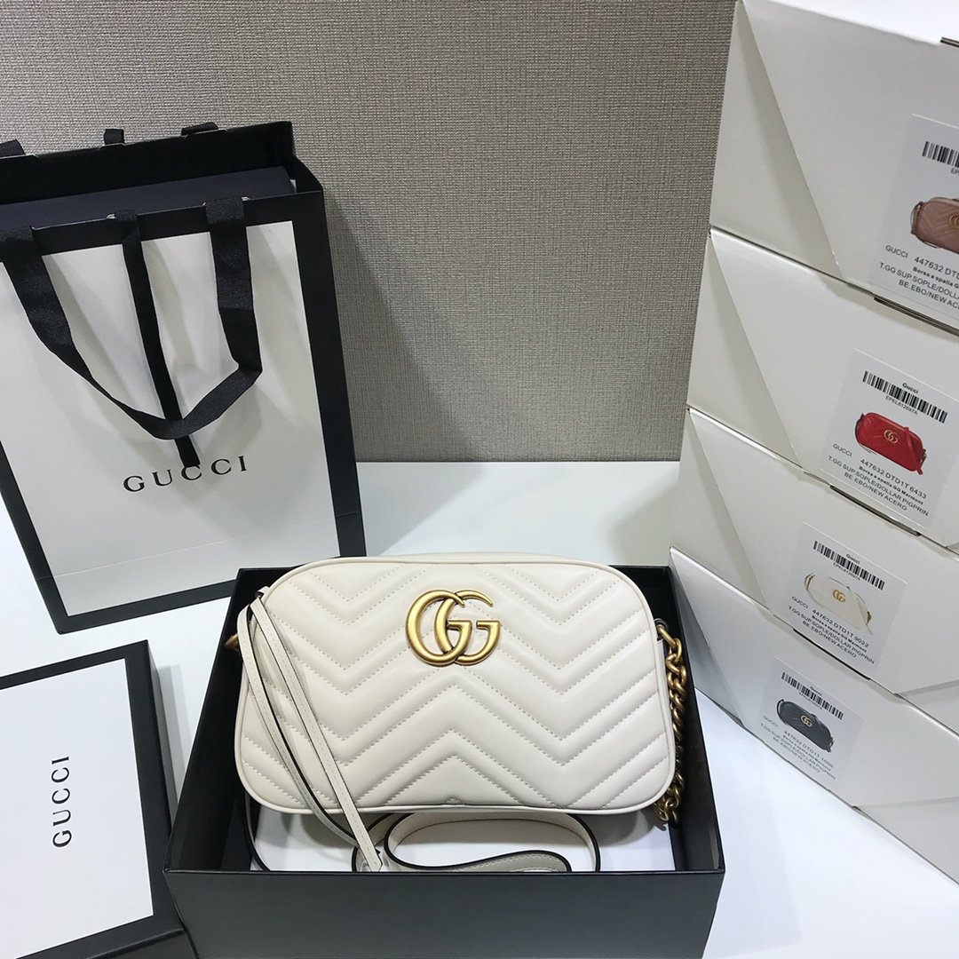 Gucci Marmont Small Matelasse Shoulder Bolsa 447632-5