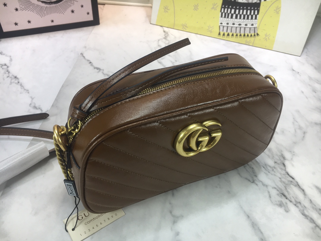 Gucci Marmont Small Matelasse Shoulder Bolsa 447632-10