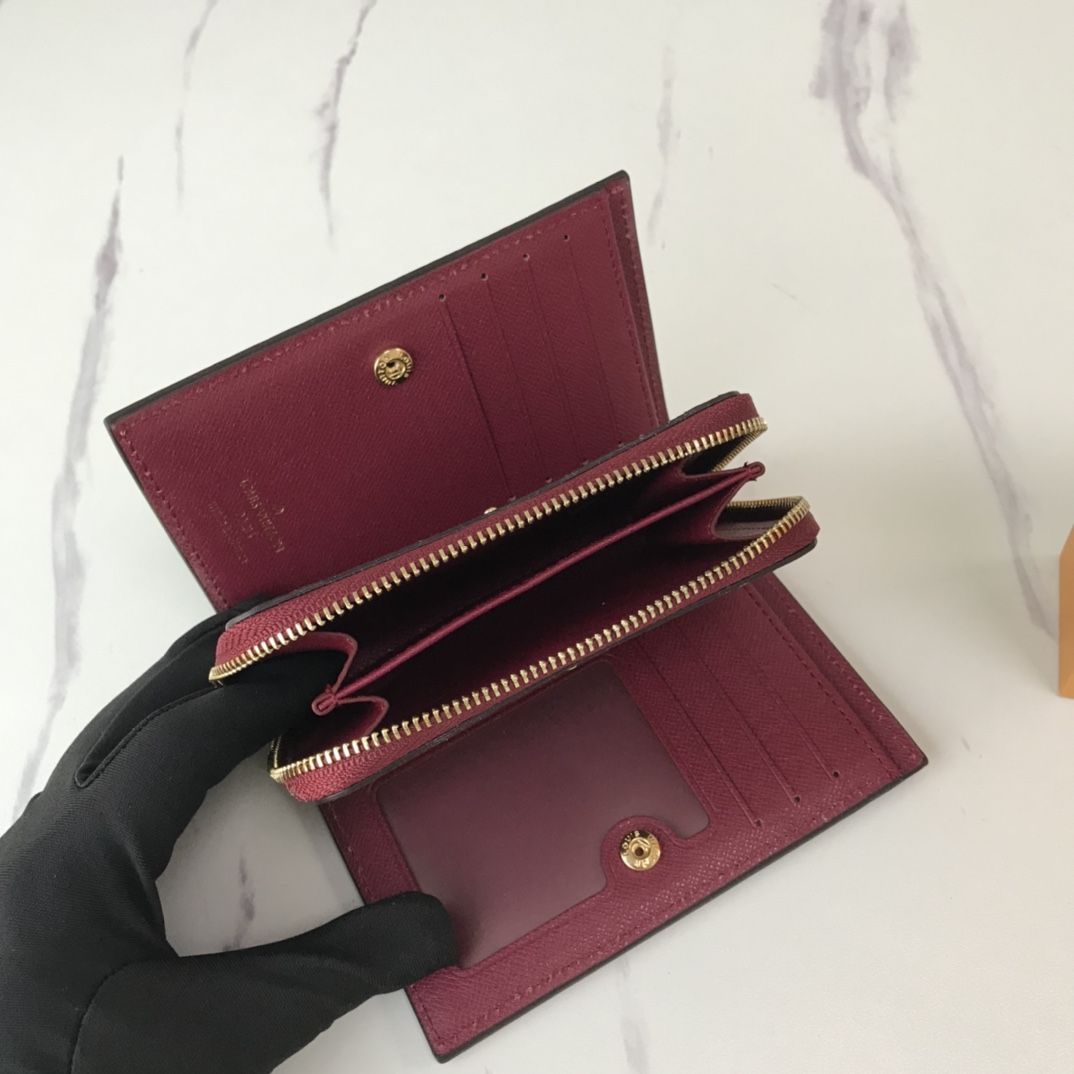 billetera Louis Vuitton con compartimento postal M86366-10
