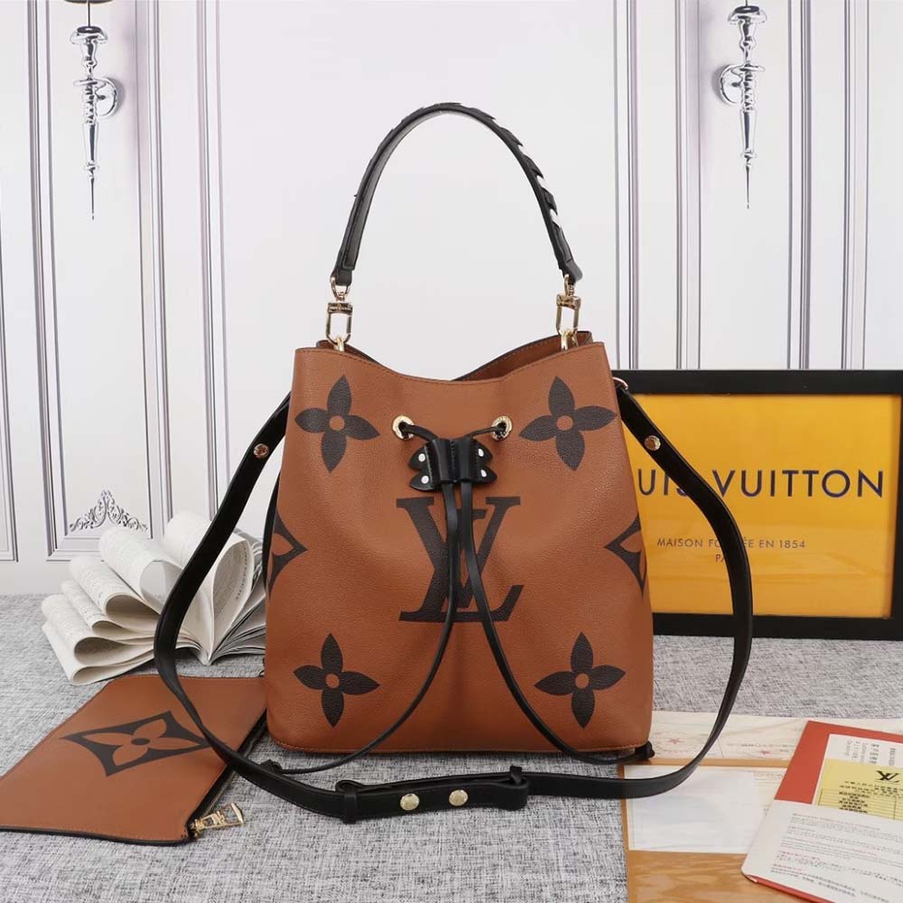 Louis Vuitton Crafty Neonoe MM M56889-12