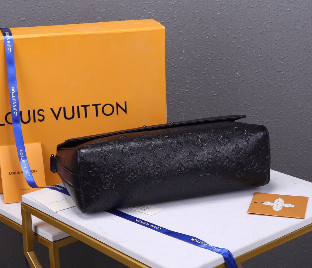 Louis Vuitton AAA-Sprinter Messenger M44729-3