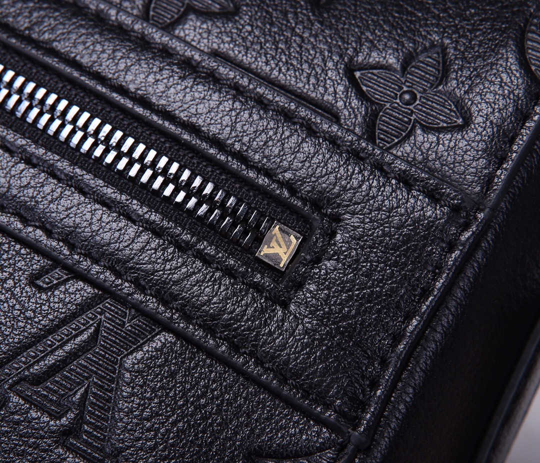 Louis Vuitton AAA-Sprinter Messenger M44729-6