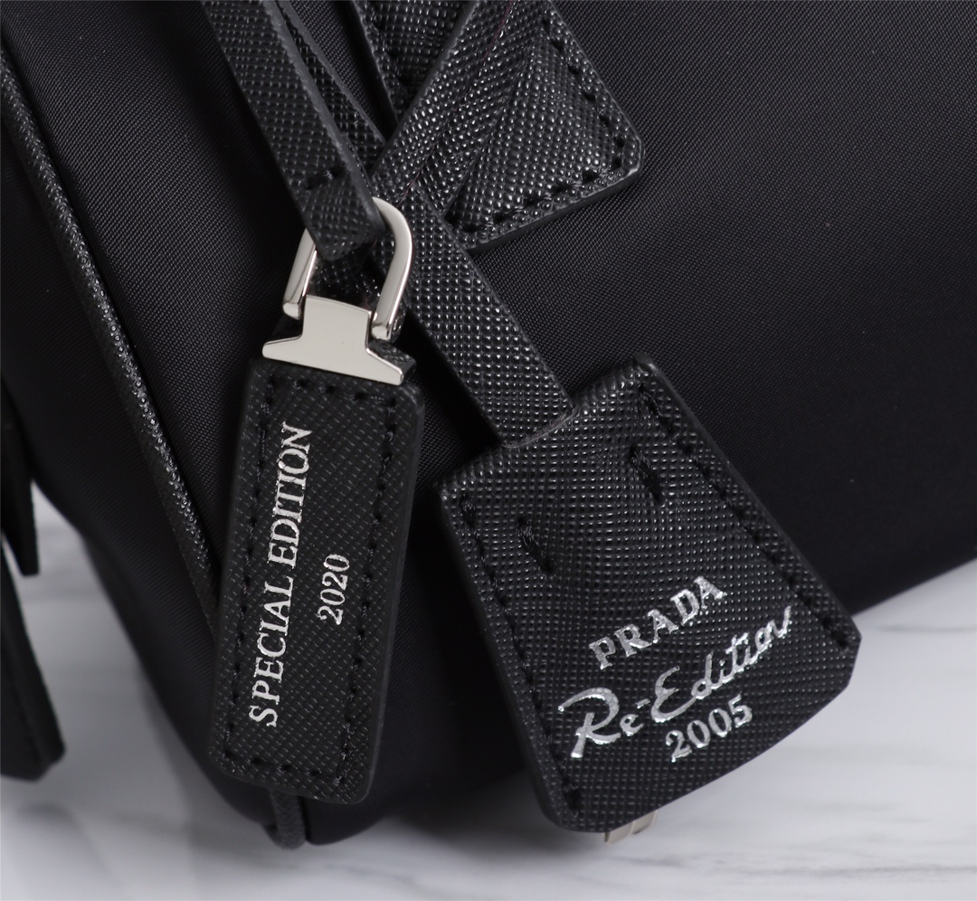 Prada reedición 2005 Nylon Bolsa 1BB846-5