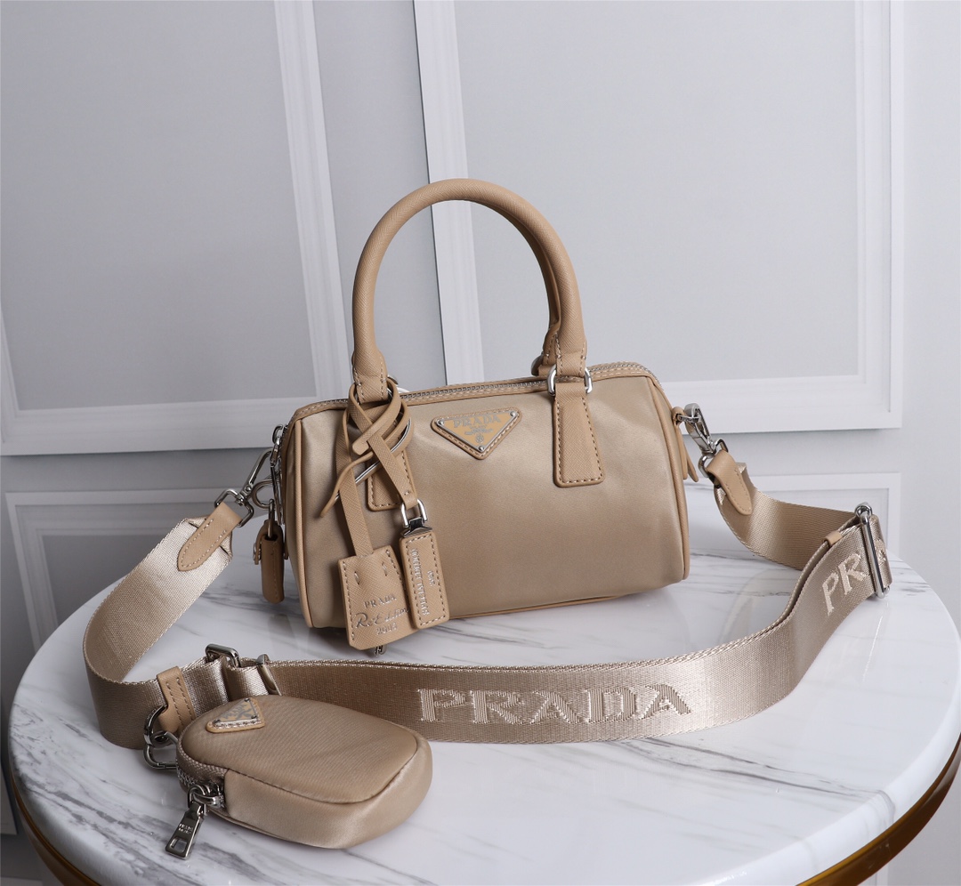 Prada reedición 2005 Nylon Bolsa 1BB846-12