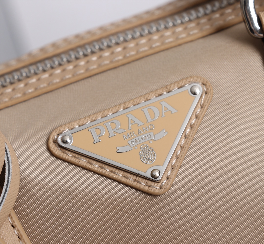 Prada reedición 2005 Nylon Bolsa 1BB846-14
