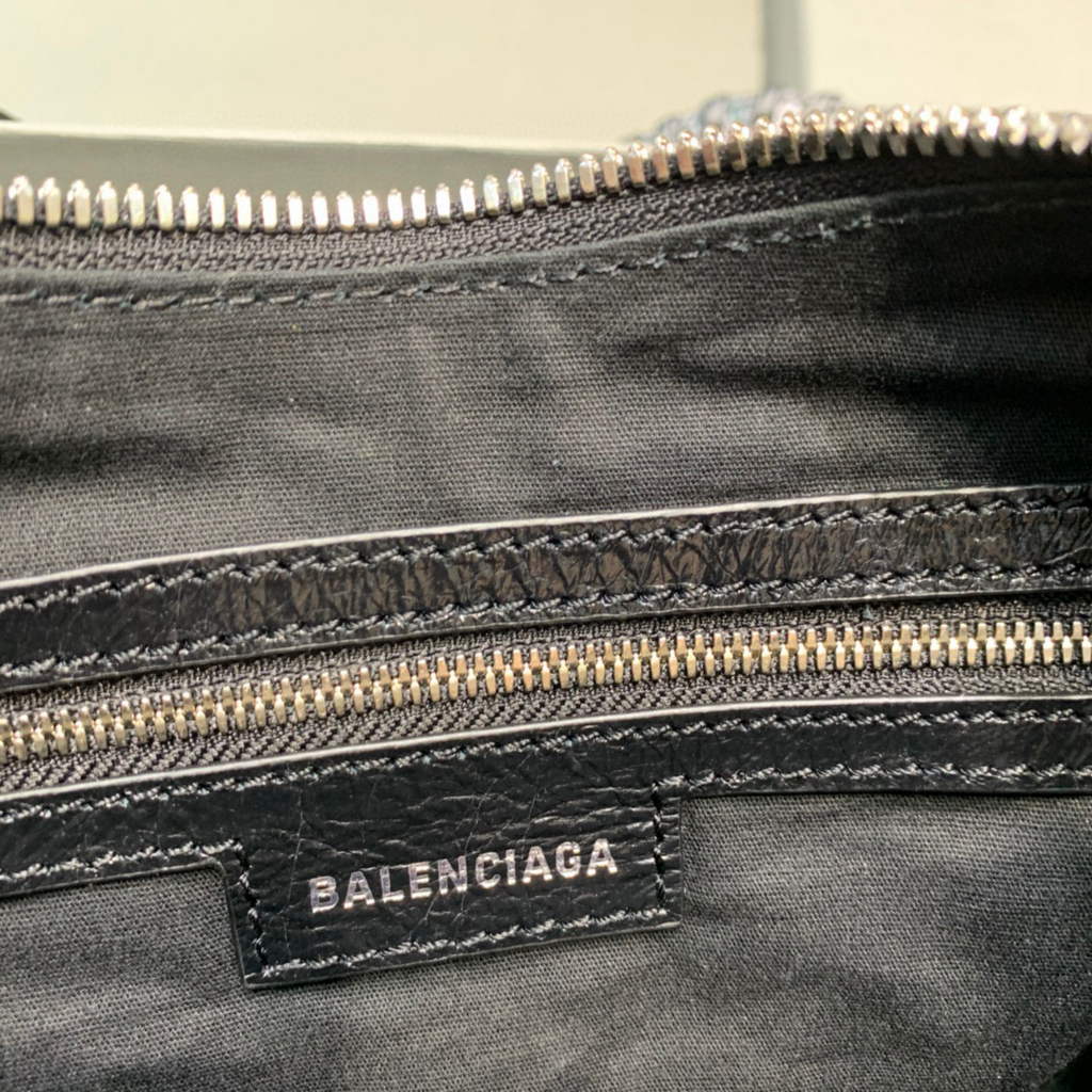 Balenciaga 67130723 Le Cagole, pequeño bolso de hombro de mujeres, piel de cordero en negro-6