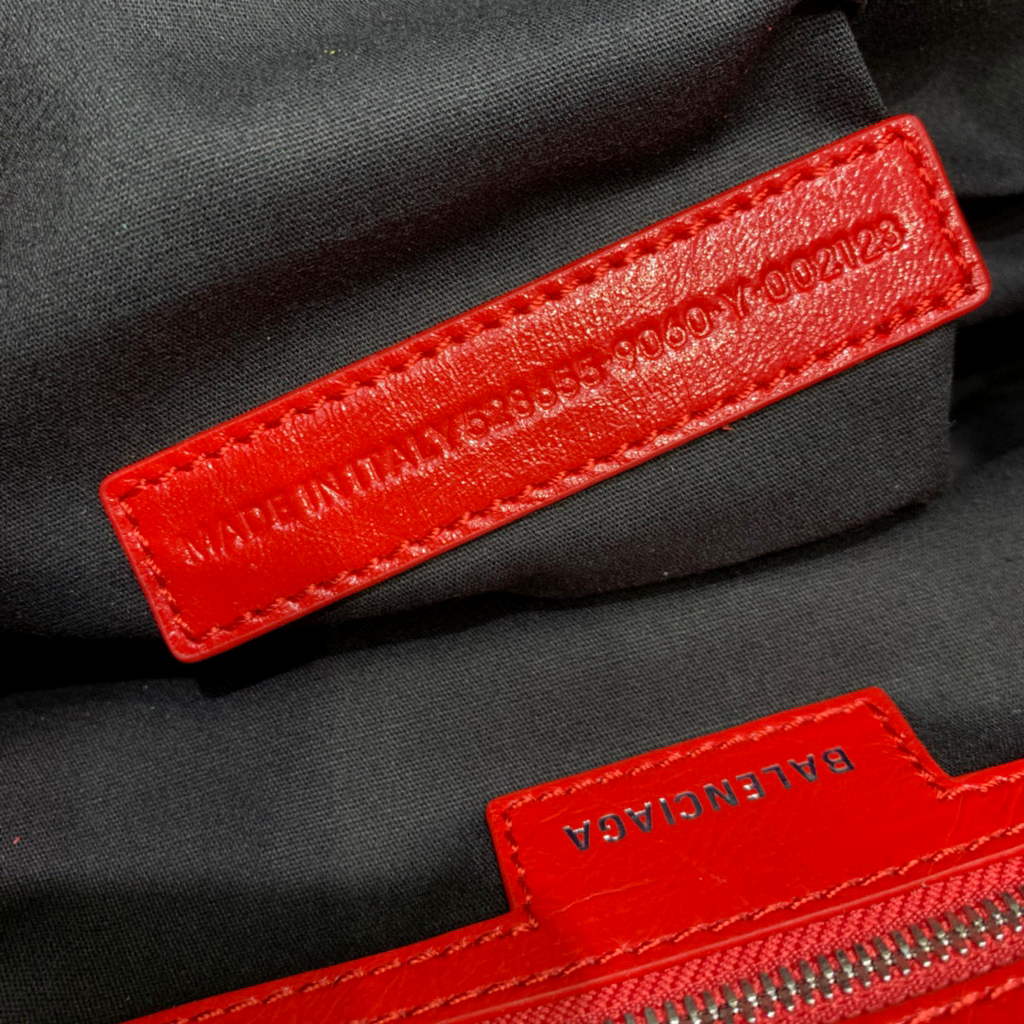 Balenciaga 67130723 Le Cagole, pequeño hombro de hombros, Lambsker en rojo-6