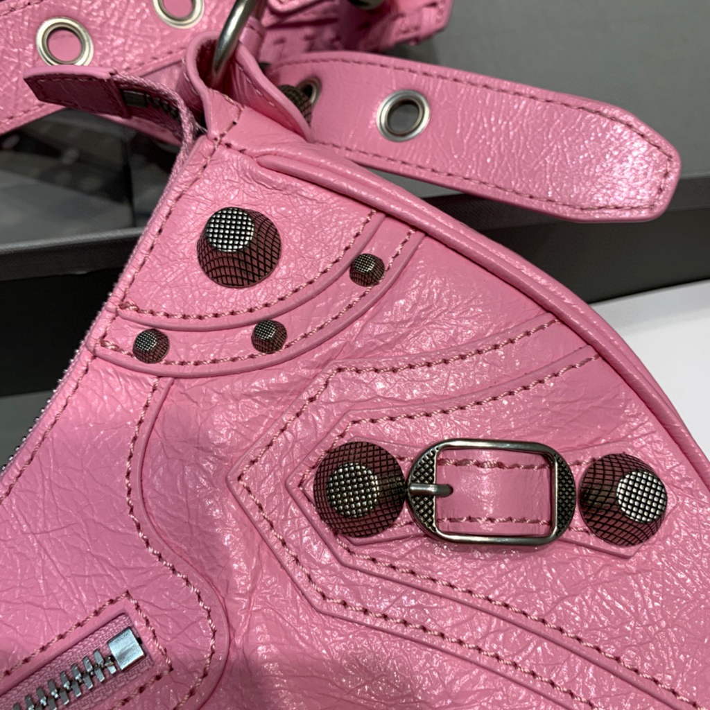 Balenciaga 67130723 Le Cagole, pequeño hombro de hombros, piel de cordero en rosa-3