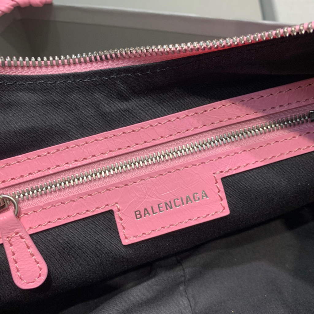 Balenciaga 67130723 Le Cagole, pequeño hombro de hombros, piel de cordero en rosa-5