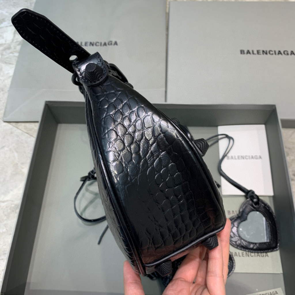 Balenciaga 67130723 LE CAGOLE LE CAGOLE MUJER CABOLE CROCODILIO EN LA-1