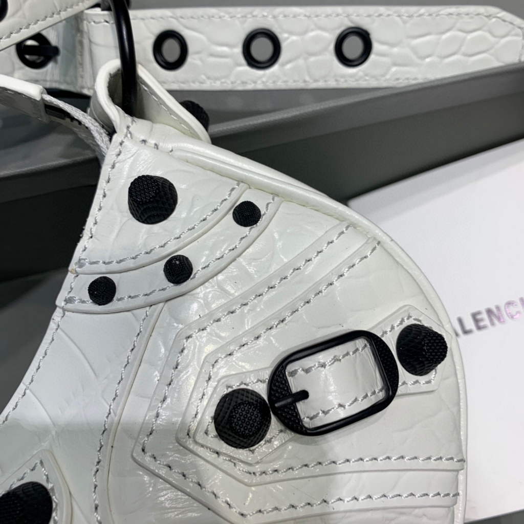 Balenciaga 700940210 NEO CAGOLE CAGOLE DE MUJER CAGOLE XS EN CROCODILE WHITE CROCODILE-3