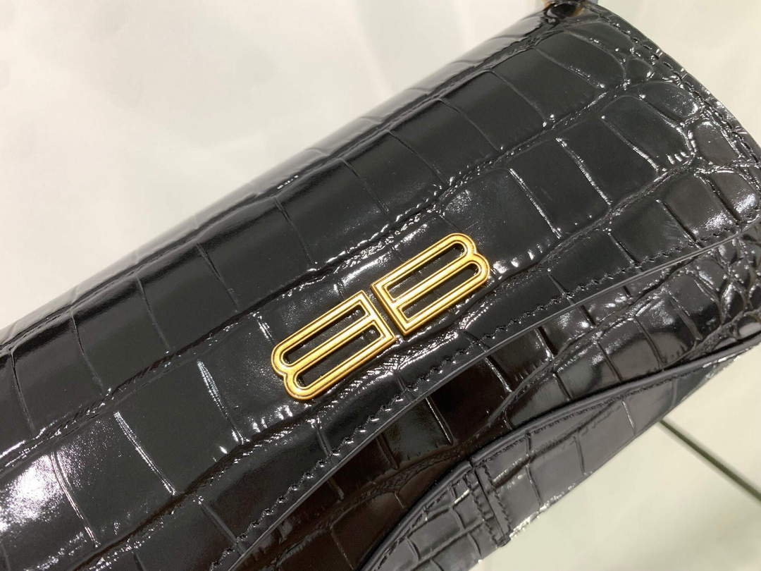 Balenciaga 695645 El cocodrilo de la bola de aleta pequeña xx femenina en relieve en negro-3