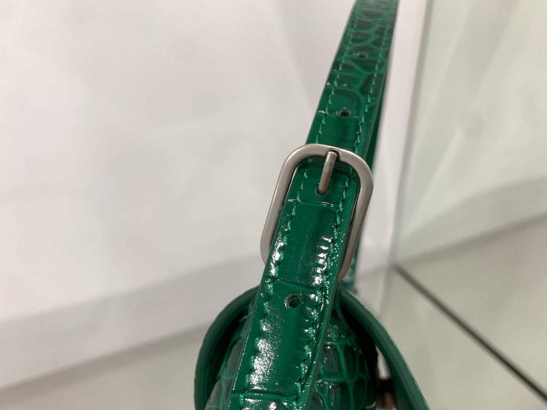 Balenciaga 695645 El cocodrilo de la bola de aleta pequeña xx de mujeres en relieve en verde-4