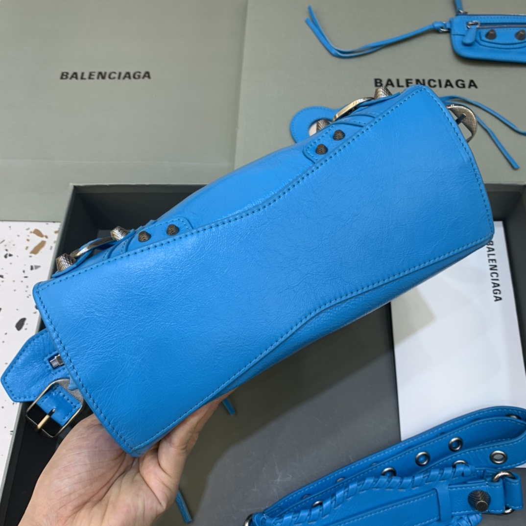 Balenciaga 700940210b Bolso de la ciudad de Neo Cagole en la piel de cordero de Sky Blue Arena-2