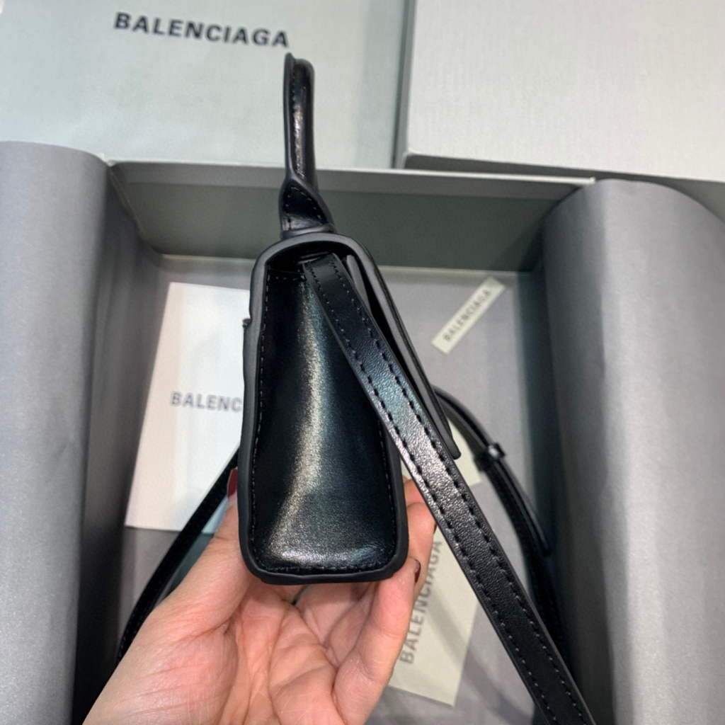 Balenciaga 664676 Harglass Mini Top Many Bolsa Black Gold-1