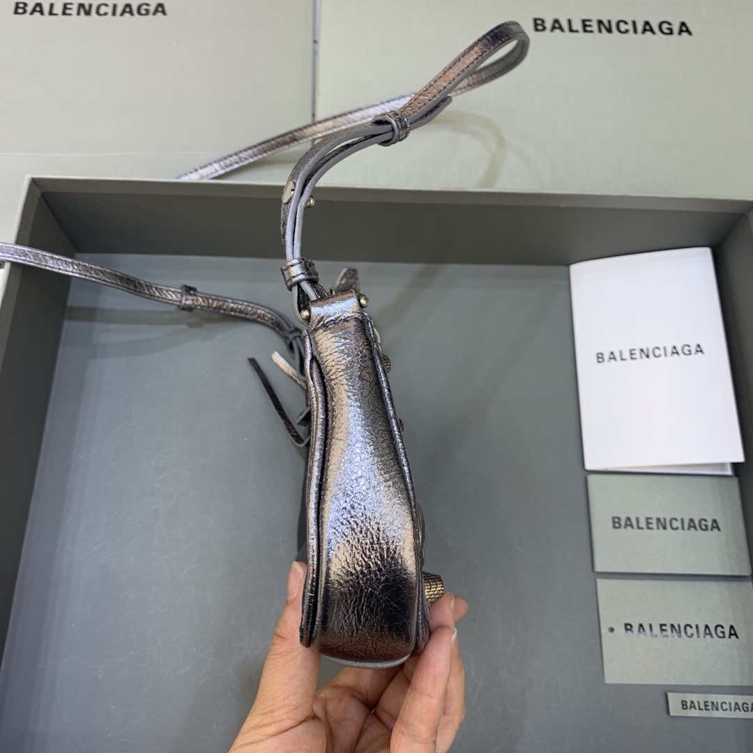 Balenciaga 6940271vg9 Le Cagole Mini Multipouch en Lambbs de Lambbs Grey Arena-1
