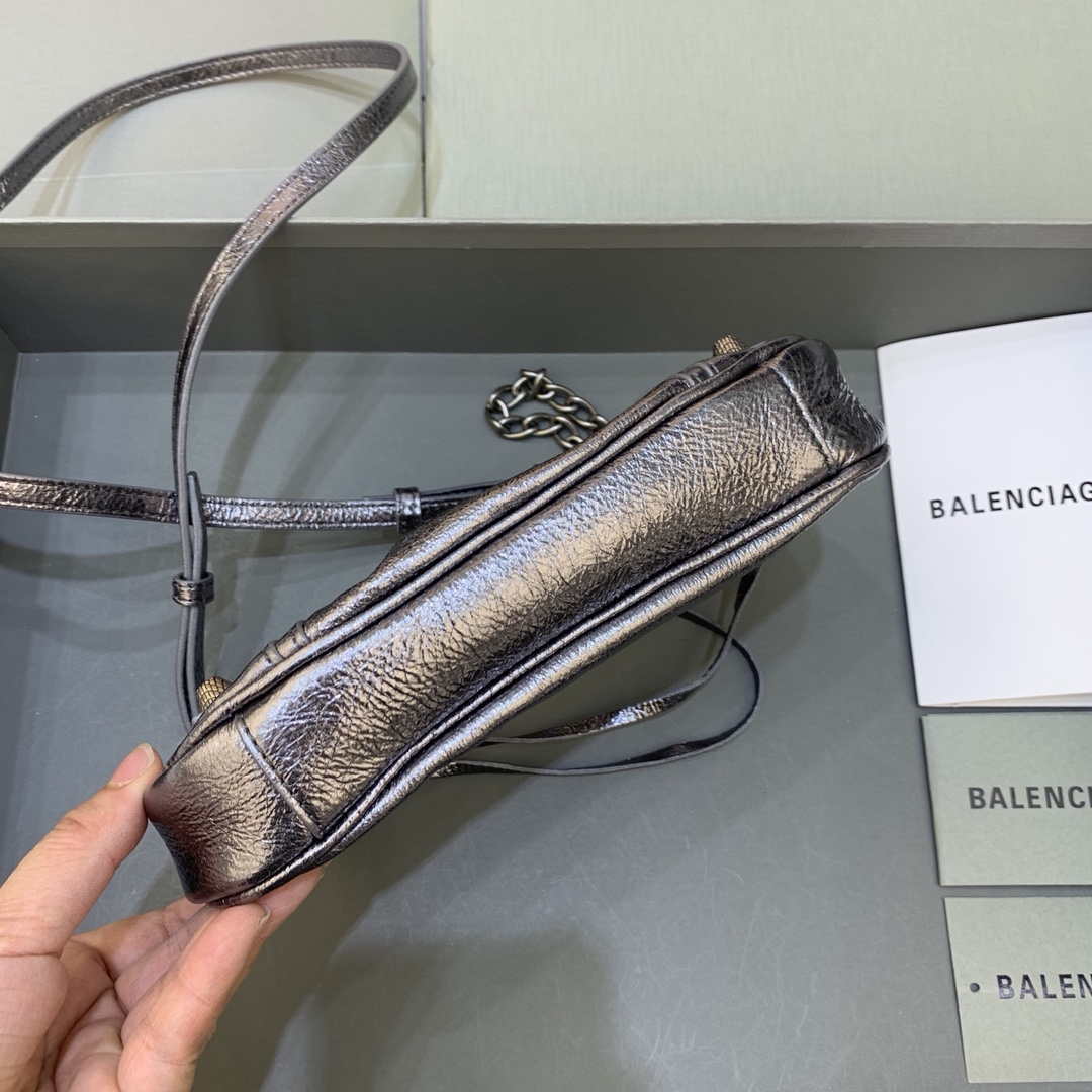 Balenciaga 6940271vg9 Le Cagole Mini Multipouch en Lambbs de Lambbs Grey Arena-2