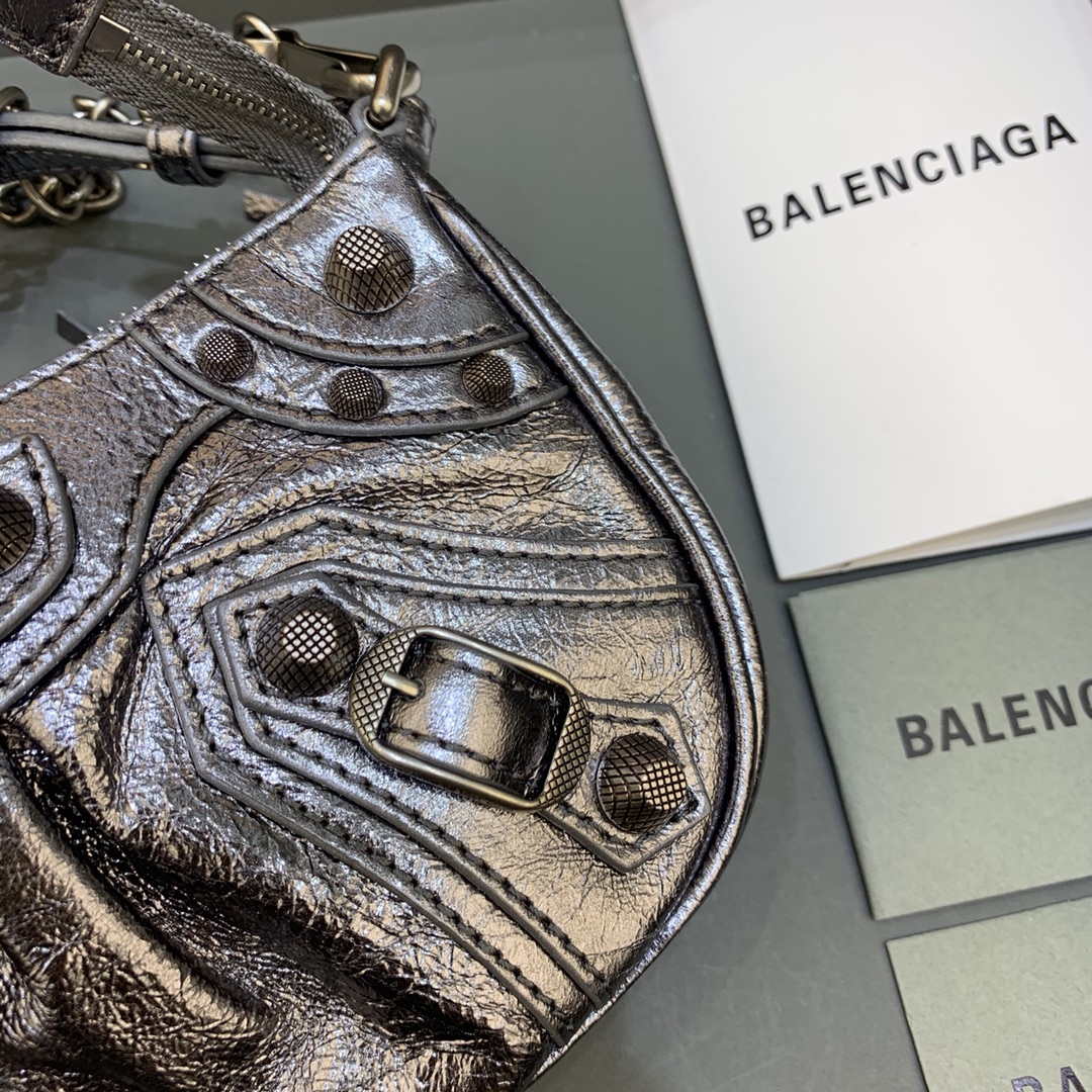 Balenciaga 6940271vg9 Le Cagole Mini Multipouch en Lambbs de Lambbs Grey Arena-3