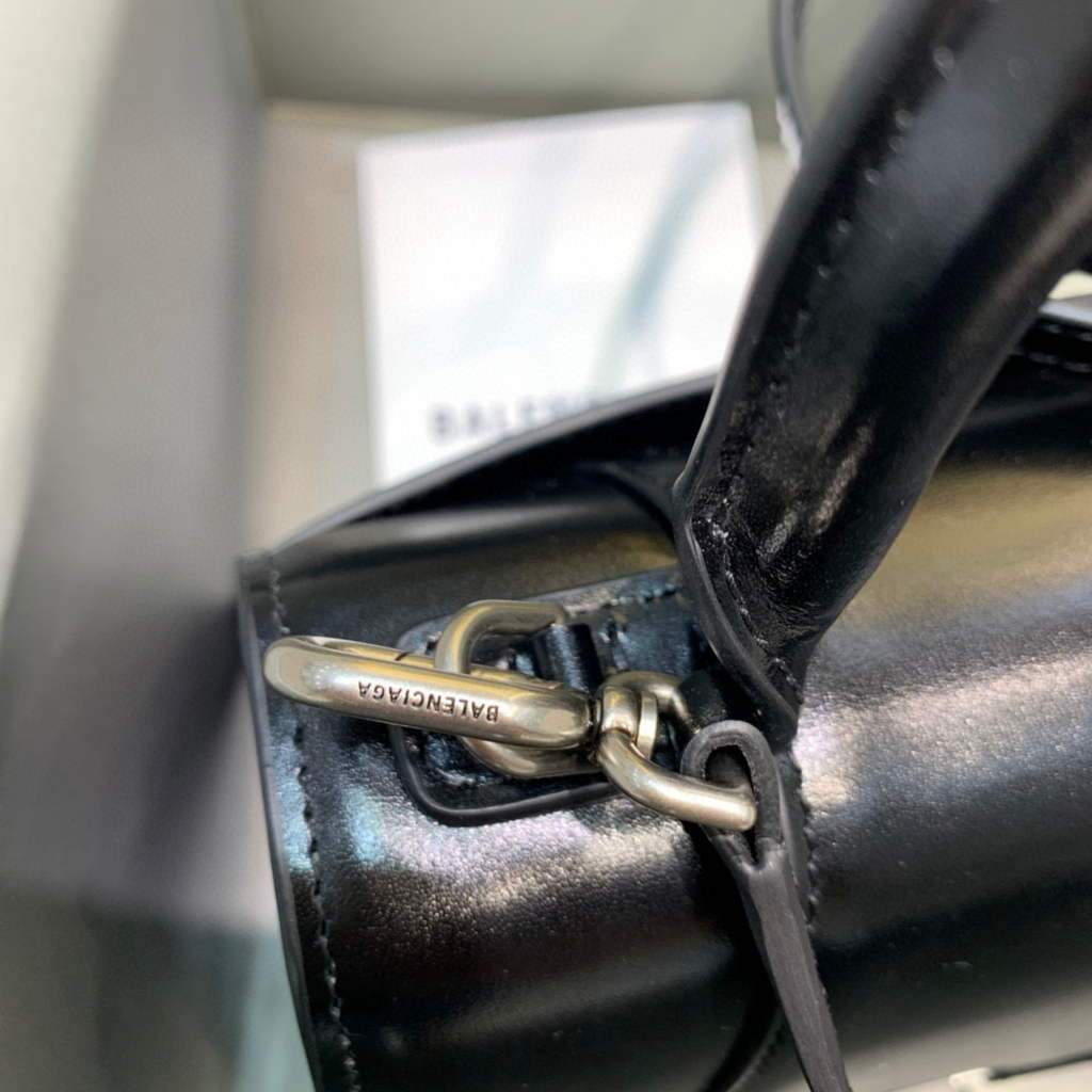 Balenciaga 593546 Hourglass Small Top Many Bordfskin Silver Silver-4
