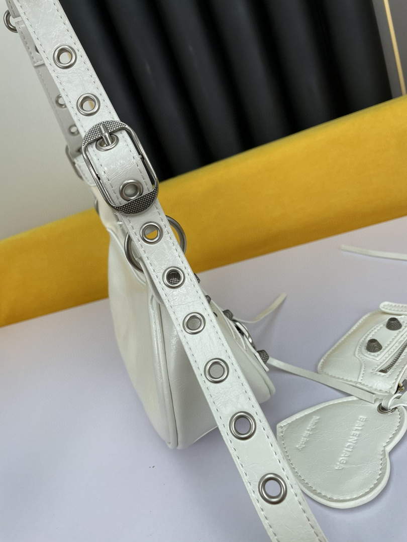 Balenciaga 700940210 NEO CAGOLE DE MUJERES DE MUJERES CAGO XS EN BLANCO-1