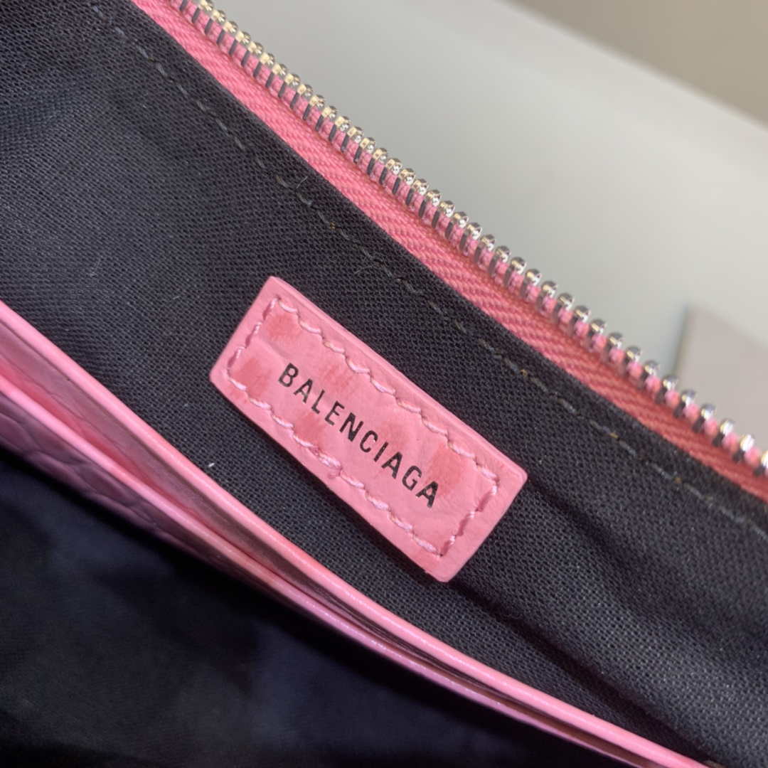 Balenciaga 6940271vg9 le Cagole Mini multipouch en cocodrilo rosa-5