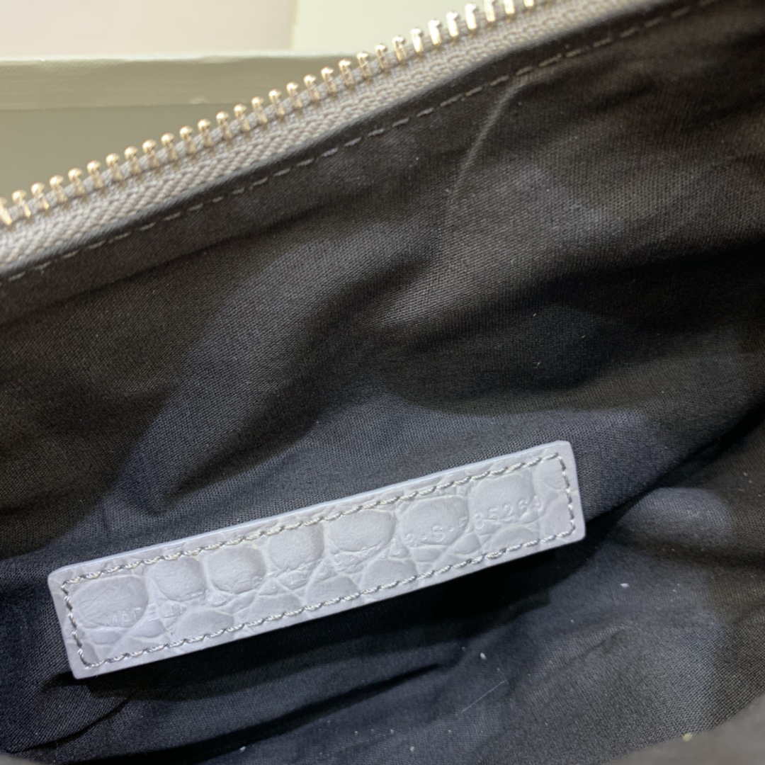 Balenciaga 6940271vg9 le Cagole Mini multipouch en cocodrilo gris-6