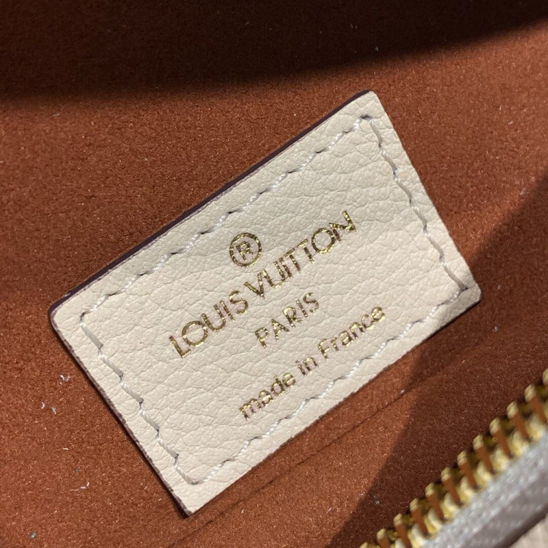 Louis Vuitton Monogram Empreinte BumBolsa M44836 M44812-8