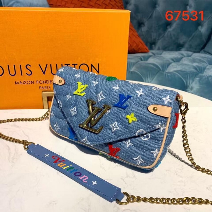 Louis Vuitton New Wave Chain Pochette M67531-2
