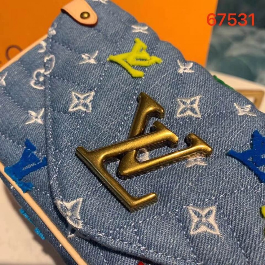 Louis Vuitton New Wave Chain Pochette M67531-4