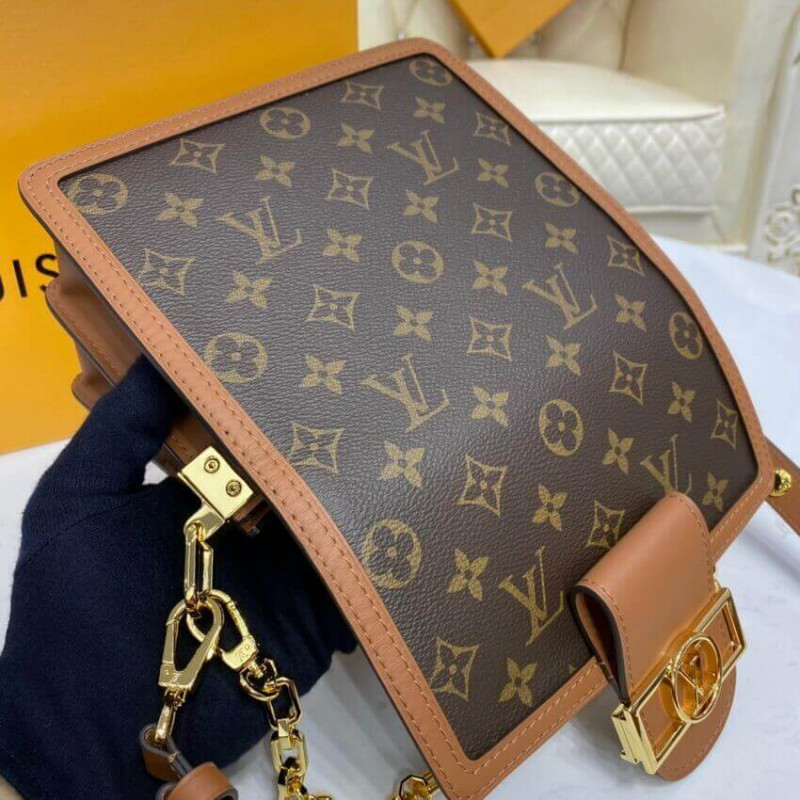 Louis Vuitton Mini Dauphine M44580-10