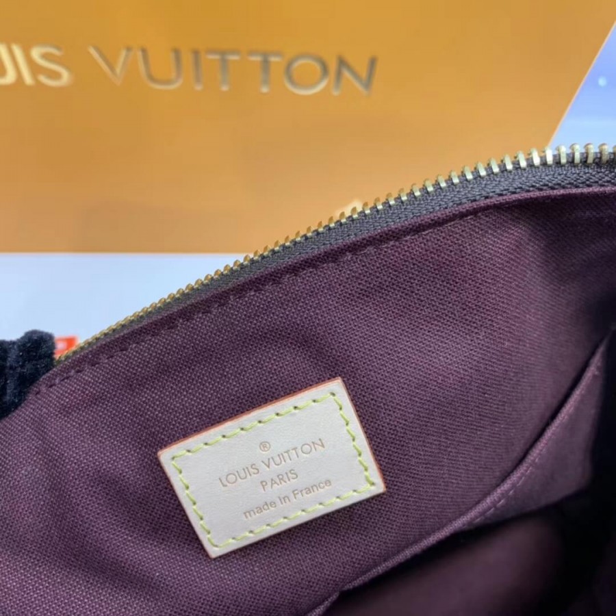 Louis Vuitton Monogram Canvas Rivoli MM M44546-11