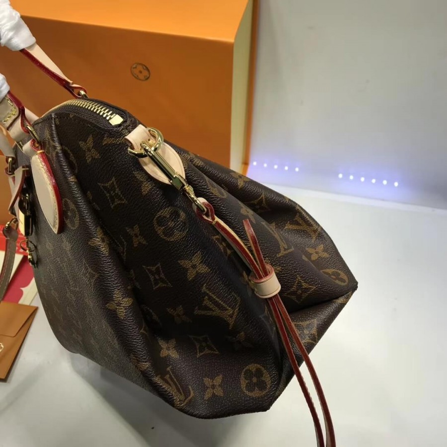 Louis Vuitton Monogram Canvas Rivoli PM M44543-8