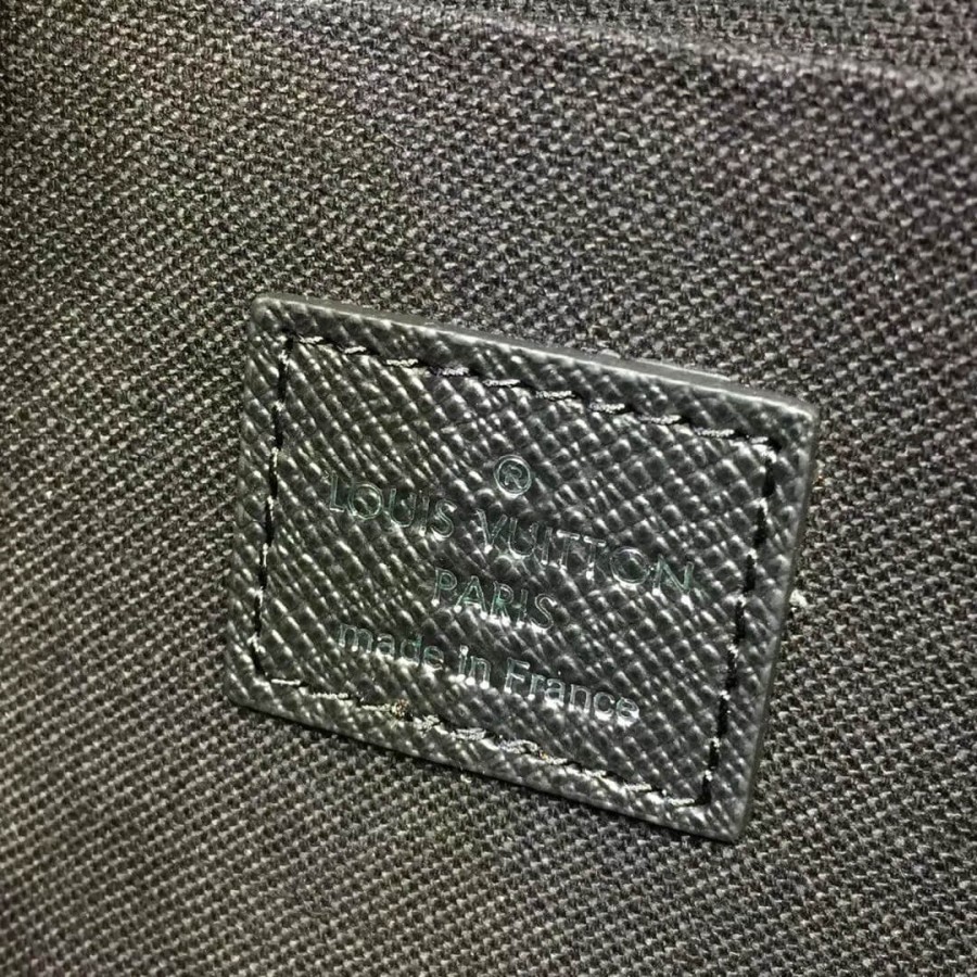 Louis Vuitton Epi Leather Pochette Felicie M62648-7