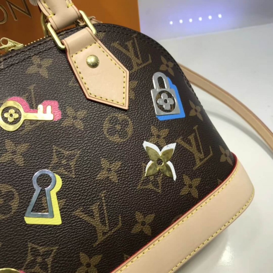Louis Vuitton Monogram Canvas Alma BB M44368-3