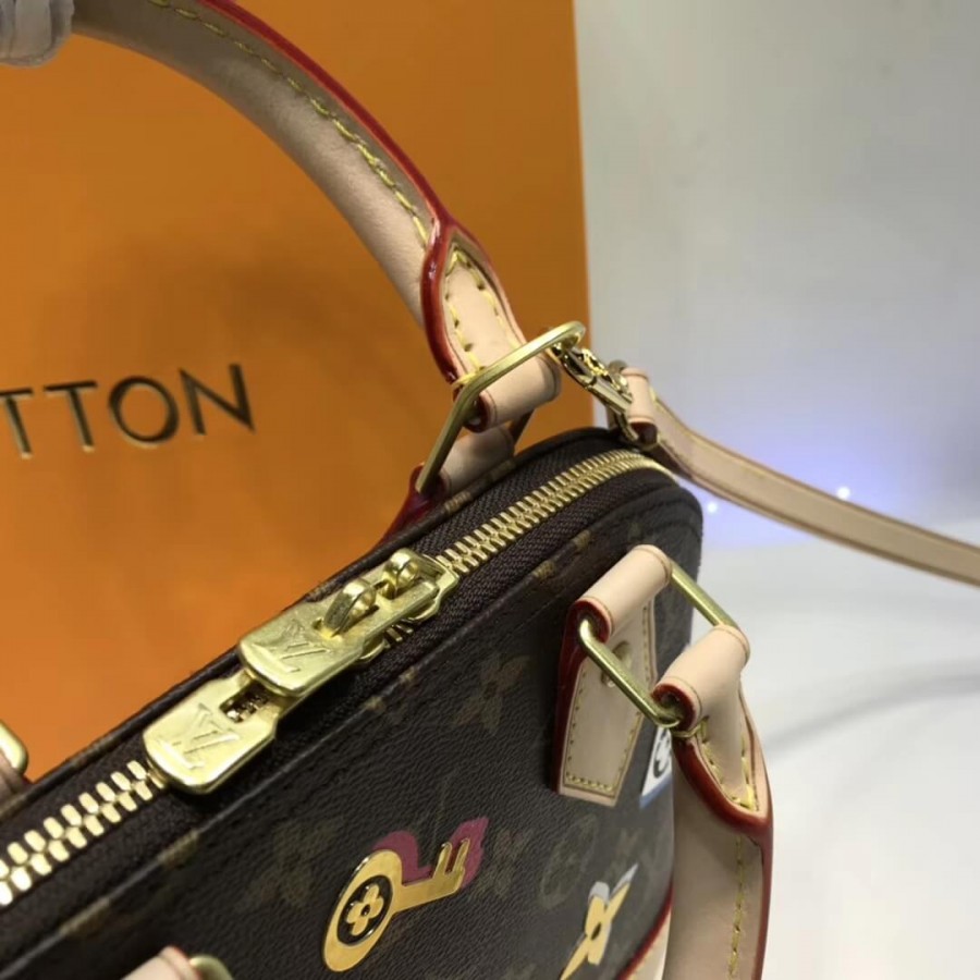 Louis Vuitton Monogram Canvas Alma BB M44368-5