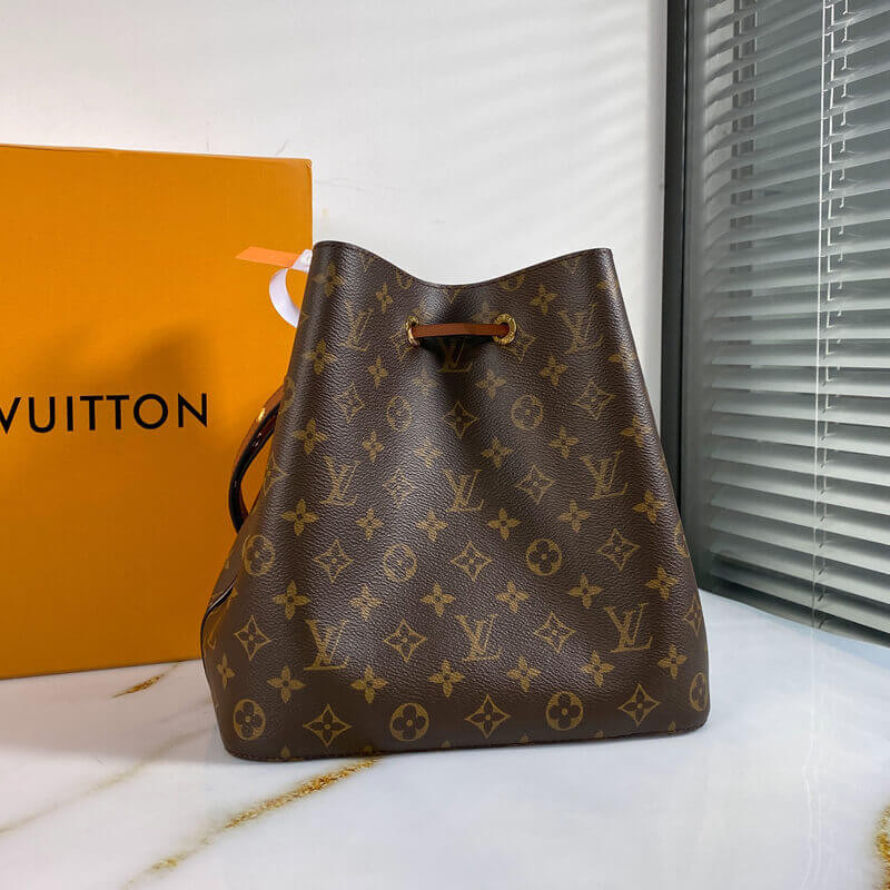 LUNIS VUITTON Monogram Canvas Neonoe M44021-4