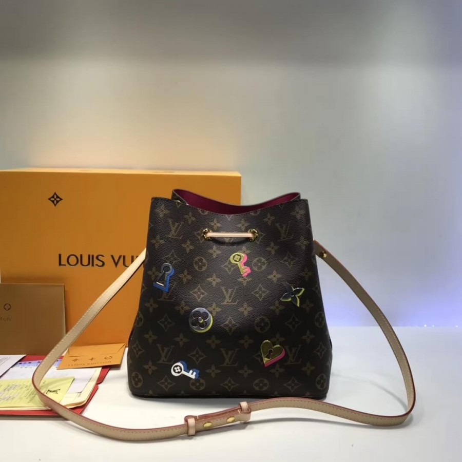 LUNIS VUITTON Monogram Canvas Neonoe M44369-5