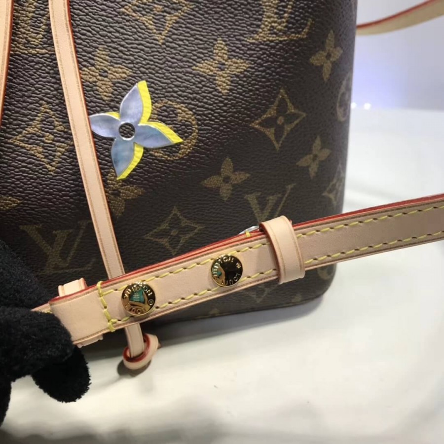 LUNIS VUITTON Monogram Canvas Neonoe M44369-6