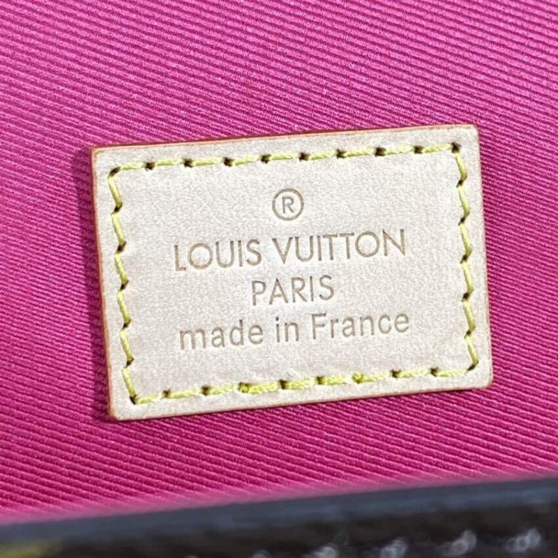 LUNIS VUITTON Monogram Canvas Cluny BB M42738-19